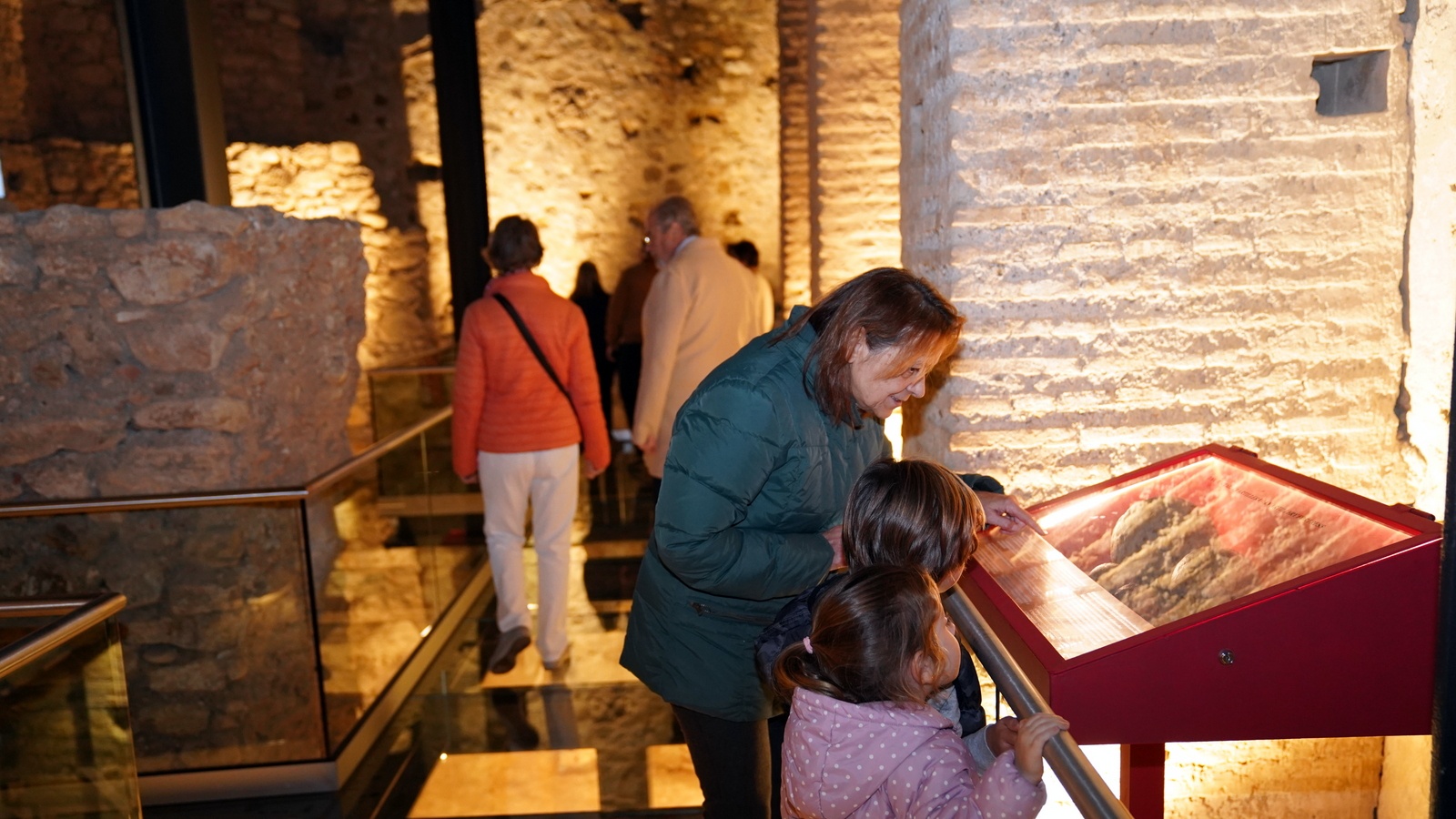 Foto Más de 4.000 personas visitan el Castillo de San Luis en su primer mes como centro expositivo